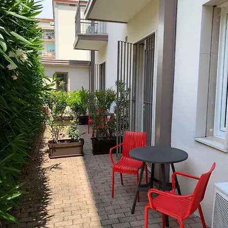 Apartament Dainese Apartments, Casa Ester