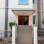 Dainese Apartments, Casa Ester Apartamento Lido di Jesolo