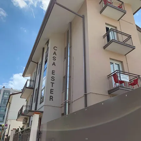 דירה Dainese Apartments, Casa Ester לידו די ג'סולו